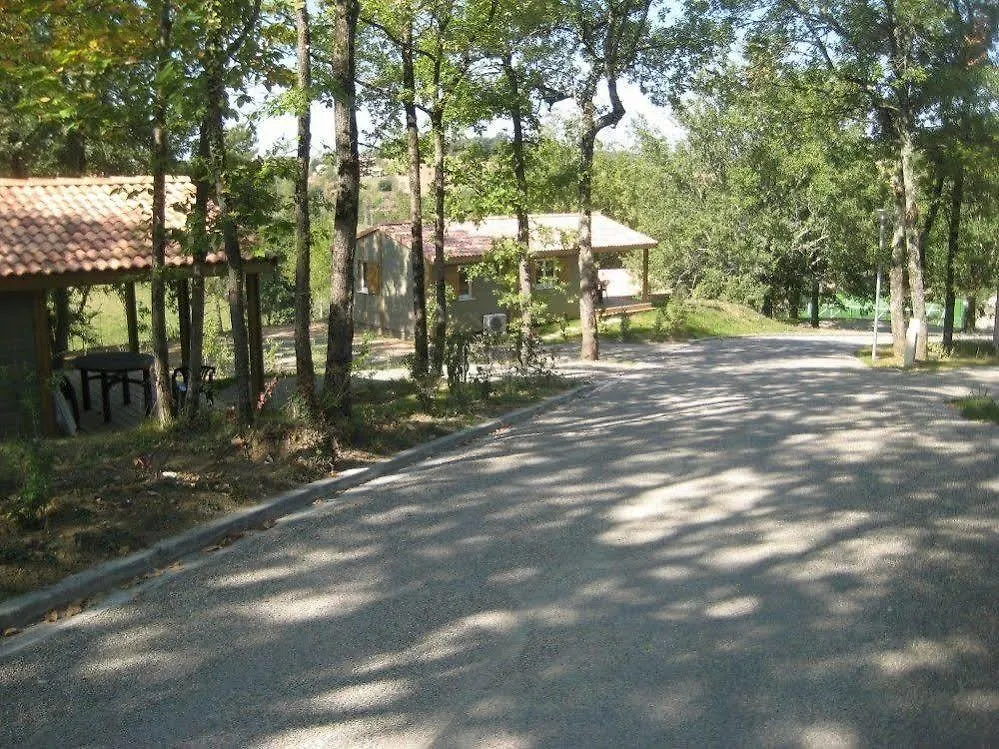 Vakantiepark Terres De France - Les Hameaux Des Lacs Monclar-de-Quercy