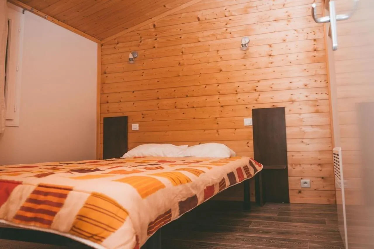 Holiday park Terres De France - Les Hameaux Des Lacs Monclar-de-Quercy
