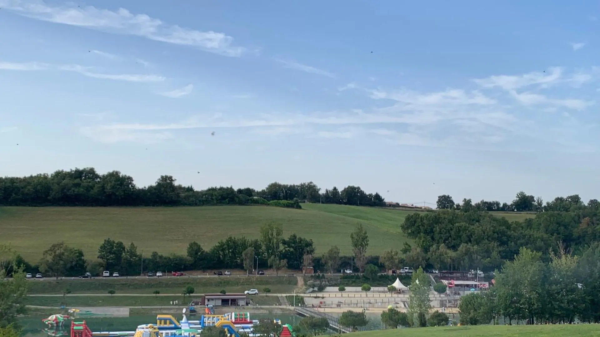 ** Holiday park Terres De France - Les Hameaux Des Lacs Monclar-de-Quercy France